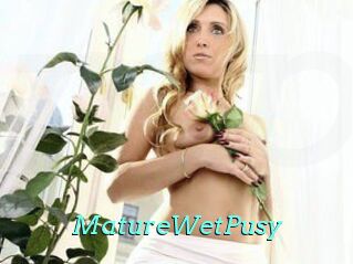 MatureWetPusy