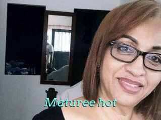 Maturee_hot